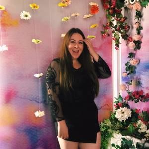 Meet your Posher, Danielle